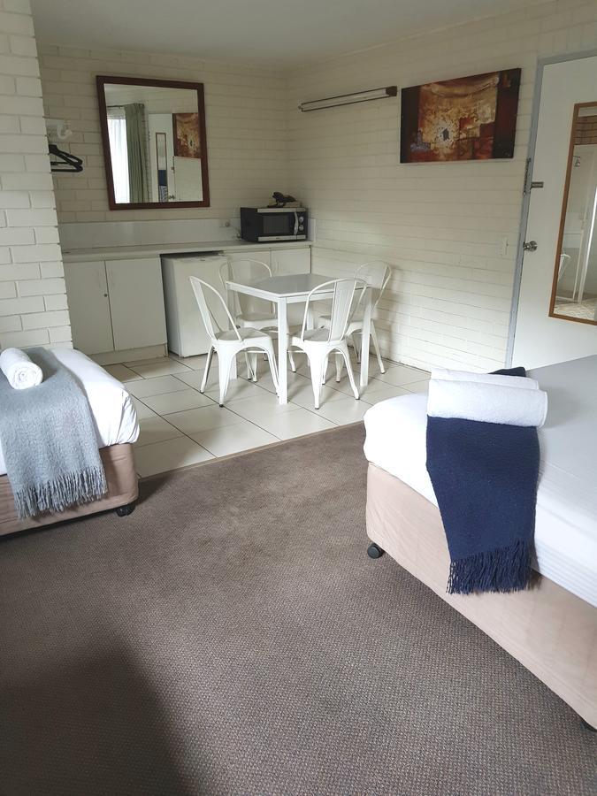 Twin Pines Motel Mooloolaba Zewnętrze zdjęcie